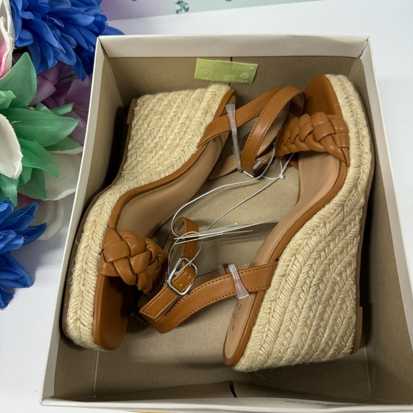 SALE BRAIDED WEDGE HEELS - Picture 8 of 9